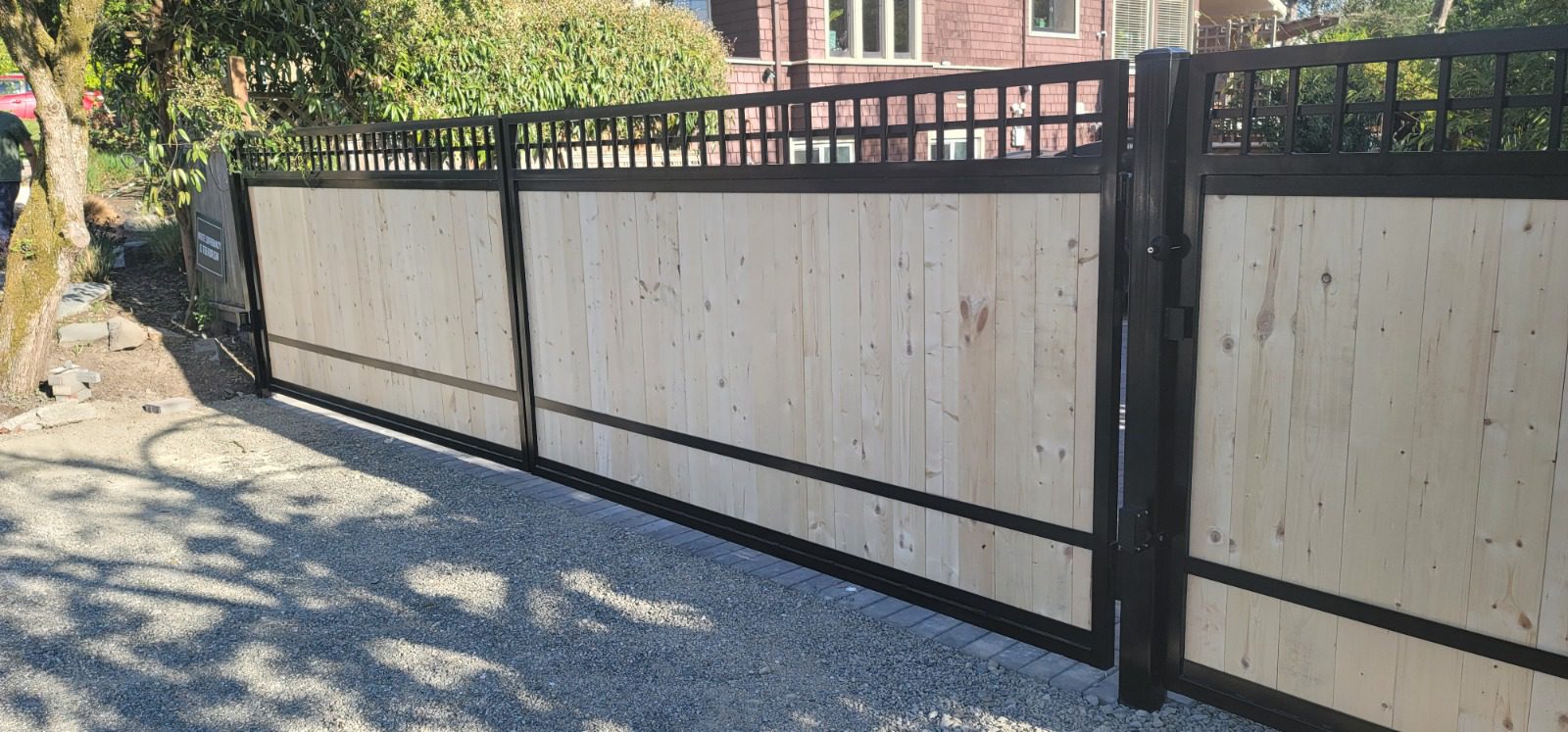 Factors to consider before installing a commercial fence